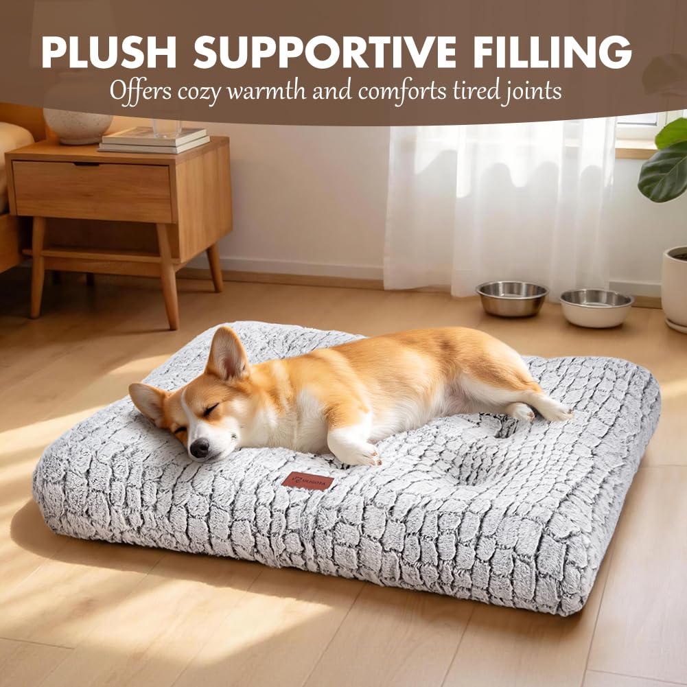 White Dog Crate Pad 24"x18" C614721