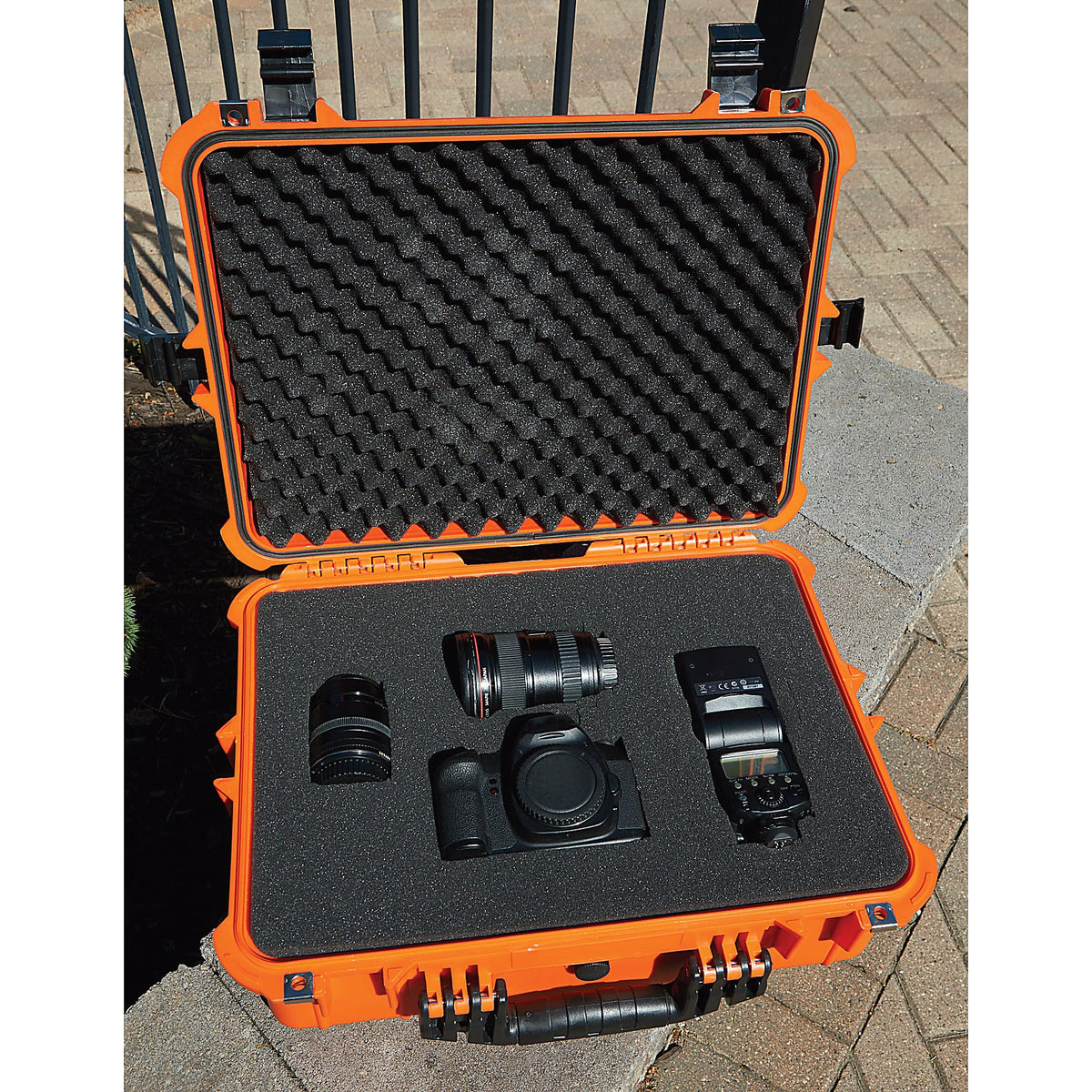 20in. Waterproof Storage Case T5356